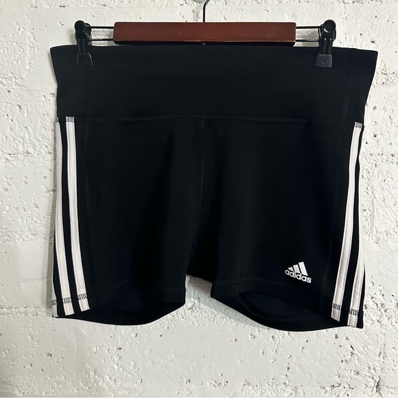 Adidas Womens Athletic Shorts L Black 3 Stripe Climalite Workout Gym Stretch A17 - Picture 1 of 4